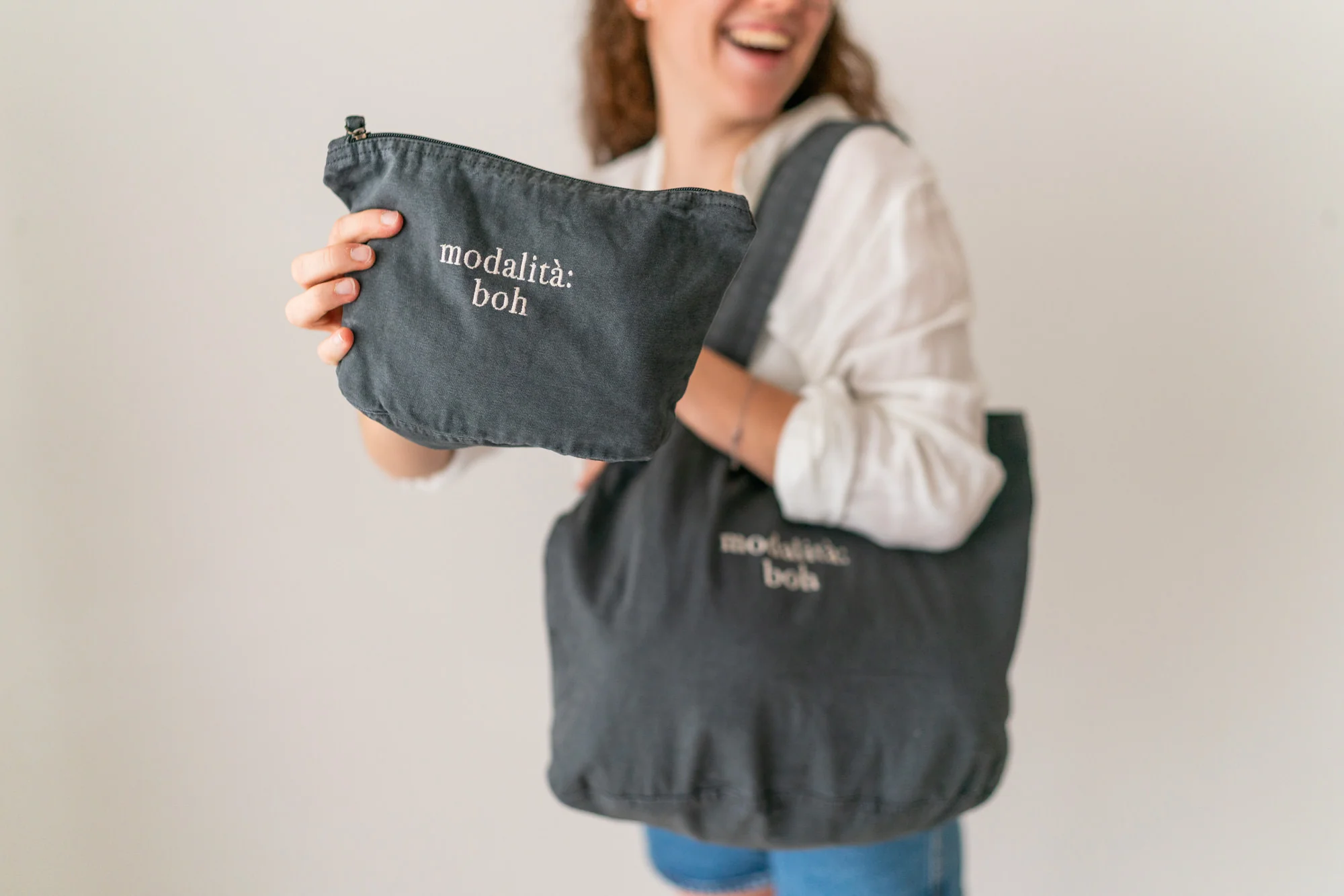 Borsa + Pochette Mare "Cinque Terre" con ricamo personalizzato - immagine 5